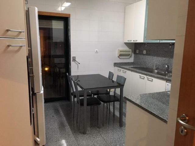 Apartamento Novo Muito Confortavel Com Vista Rio 阿尔热什 外观 照片
