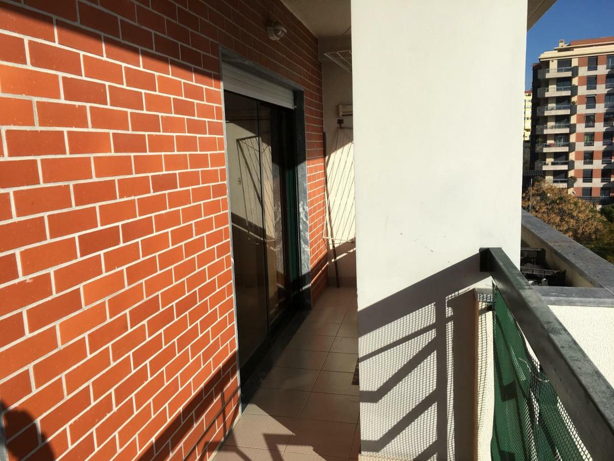 Apartamento Novo Muito Confortavel Com Vista Rio 阿尔热什 外观 照片